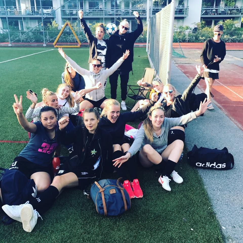 Stockholm All Stripes damfotbollssektion 2017